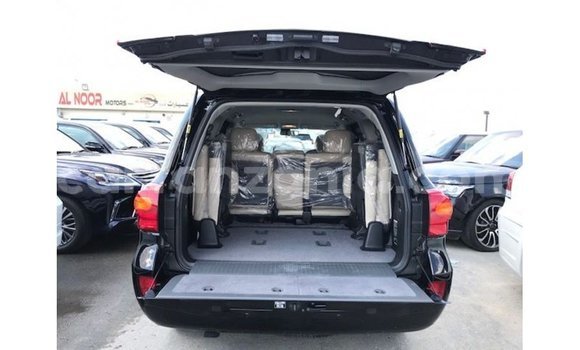 Nunua Imported Toyota Land Cruiser Nyeusi Gari ndani ya Import - Dubai nchini Arusha Nunua Imported Toyota Land Cruiser Nyeusi Gari ndani ya Import - Dubai nchini Arusha