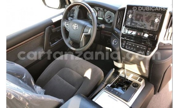 Nunua Imported Toyota Land Cruiser Nyeusi Gari ndani ya Import - Dubai nchini Arusha Nunua Imported Toyota Land Cruiser Nyeusi Gari ndani ya Import - Dubai nchini Arusha