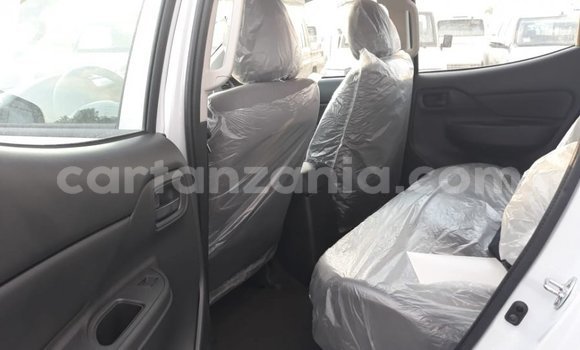 Buy Import Mitsubishi L200 White Car in Import - Dubai in Arusha Buy Import Mitsubishi L200 White Car in Import - Dubai in Arusha