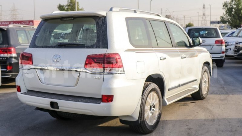 Big with watermark toyota land cruiser arusha import dubai 8275