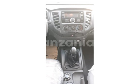 Buy Import Mitsubishi L200 White Car in Import - Dubai in Arusha Buy Import Mitsubishi L200 White Car in Import - Dubai in Arusha