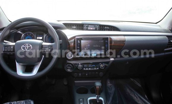 Nunua Imported Toyota Hilux Nyingine Gari ndani ya Import - Dubai nchini Arusha Nunua Imported Toyota Hilux Nyingine Gari ndani ya Import - Dubai nchini Arusha