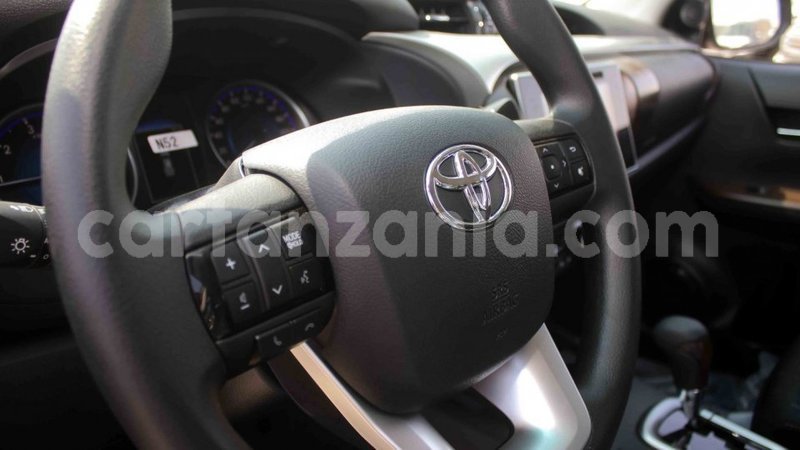 Big with watermark toyota hilux arusha import dubai 8280