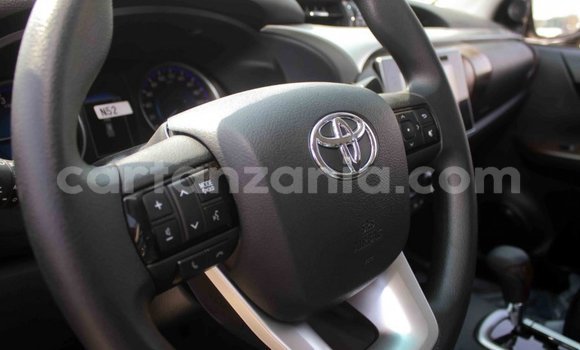 Nunua Imported Toyota Hilux Nyingine Gari ndani ya Import - Dubai nchini Arusha Nunua Imported Toyota Hilux Nyingine Gari ndani ya Import - Dubai nchini Arusha
