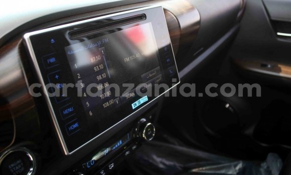 Nunua Imported Toyota Hilux Nyingine Gari ndani ya Import - Dubai nchini Arusha Nunua Imported Toyota Hilux Nyingine Gari ndani ya Import - Dubai nchini Arusha