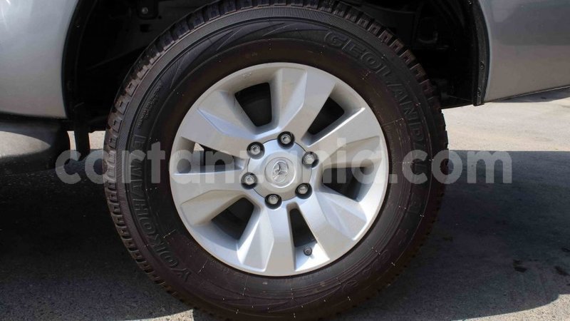 Big with watermark toyota hilux arusha import dubai 8280