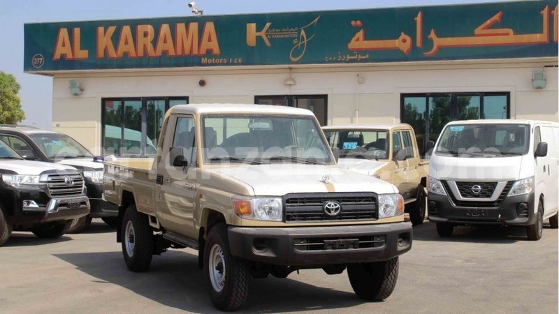 Big with watermark toyota land cruiser arusha import dubai 8281