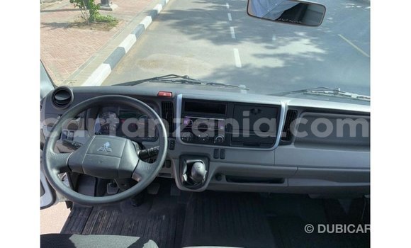 Nunua Imported Mitsubishi i Nyeupe Gari ndani ya Import - Dubai nchini Arusha Nunua Imported Mitsubishi i Nyeupe Gari ndani ya Import - Dubai nchini Arusha