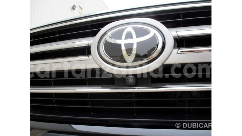 Big with watermark toyota land cruiser arusha import dubai 8287