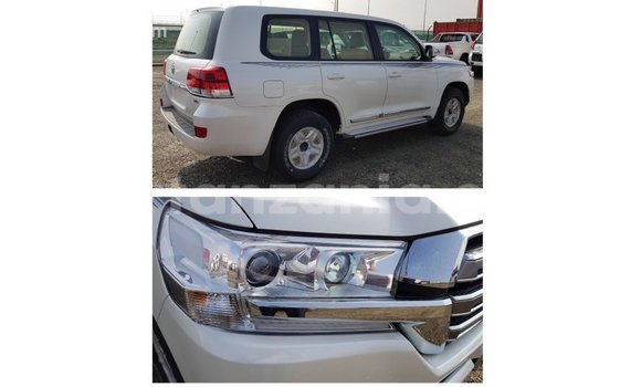 Buy Import Toyota Land Cruiser White Car in Import - Dubai in Arusha Buy Import Toyota Land Cruiser White Car in Import - Dubai in Arusha