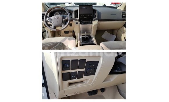 Buy Import Toyota Land Cruiser White Car in Import - Dubai in Arusha Buy Import Toyota Land Cruiser White Car in Import - Dubai in Arusha