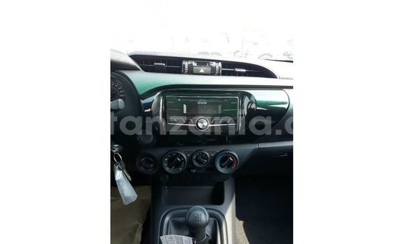Buy Import Toyota Hilux Black Car in Import - Dubai in Arusha Buy Import Toyota Hilux Black Car in Import - Dubai in Arusha