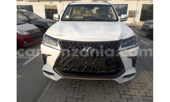 Nunua Imported Lexus LX Nyeupe Gari ndani ya Import - Dubai nchini Arusha Nunua Imported Lexus LX Nyeupe Gari ndani ya Import - Dubai nchini Arusha