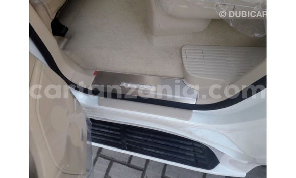 Nunua Imported Lexus LX Nyeupe Gari ndani ya Import - Dubai nchini Arusha Nunua Imported Lexus LX Nyeupe Gari ndani ya Import - Dubai nchini Arusha
