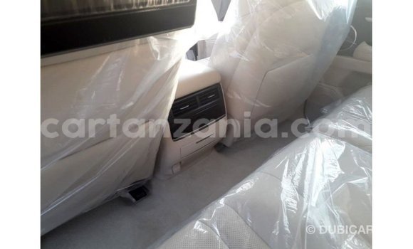 Nunua Imported Lexus LX Nyeupe Gari ndani ya Import - Dubai nchini Arusha Nunua Imported Lexus LX Nyeupe Gari ndani ya Import - Dubai nchini Arusha