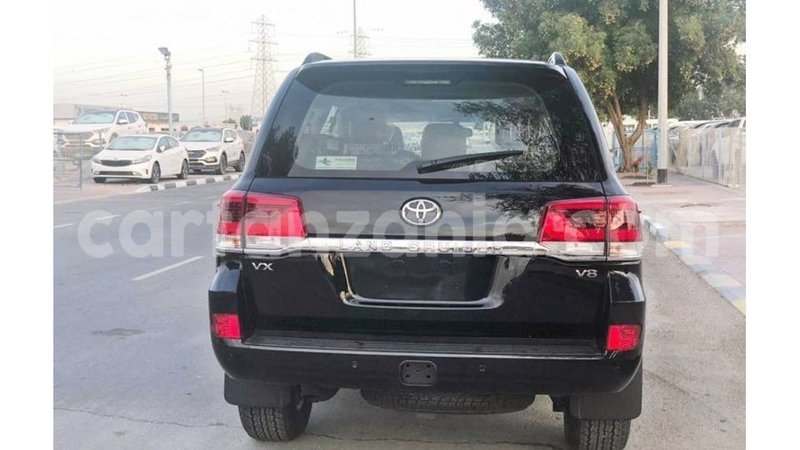 Big with watermark toyota land cruiser arusha import dubai 8296