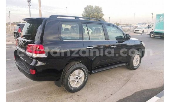 Nunua Imported Toyota Land Cruiser Nyeusi Gari ndani ya Import - Dubai nchini Arusha Nunua Imported Toyota Land Cruiser Nyeusi Gari ndani ya Import - Dubai nchini Arusha