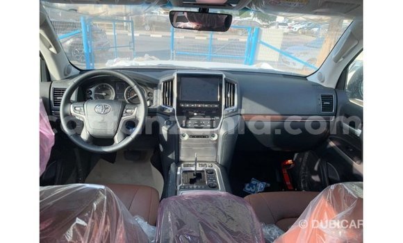 Nunua Imported Toyota Land Cruiser Nyeusi Gari ndani ya Import - Dubai nchini Arusha Nunua Imported Toyota Land Cruiser Nyeusi Gari ndani ya Import - Dubai nchini Arusha