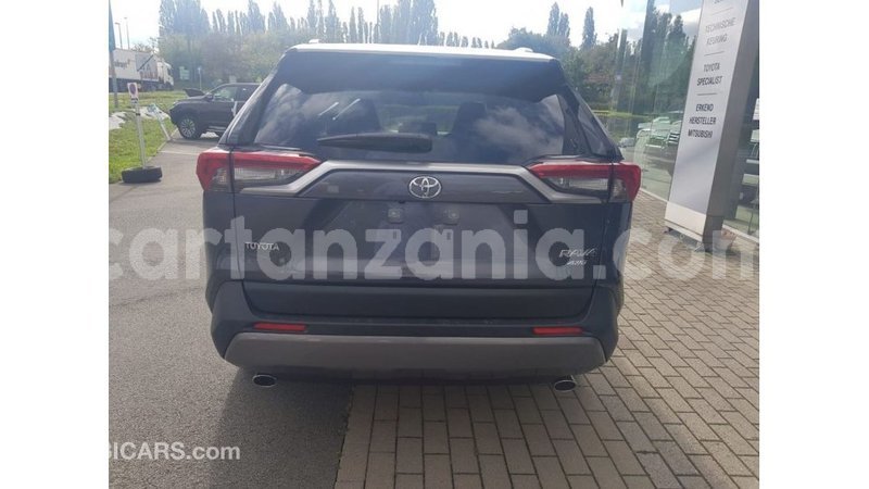 Big with watermark toyota 4runner arusha import dubai 8301