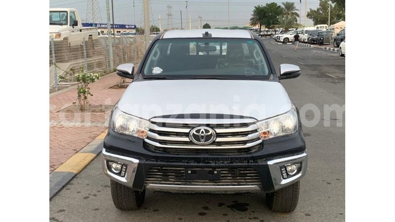 Big with watermark toyota hilux arusha import dubai 8302