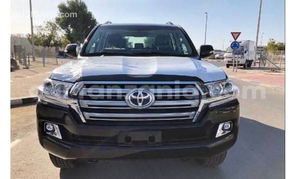 Buy Import Toyota Land Cruiser Black Car in Import - Dubai in Arusha Buy Import Toyota Land Cruiser Black Car in Import - Dubai in Arusha