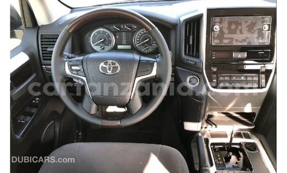 Buy Import Toyota Land Cruiser Black Car in Import - Dubai in Arusha Buy Import Toyota Land Cruiser Black Car in Import - Dubai in Arusha