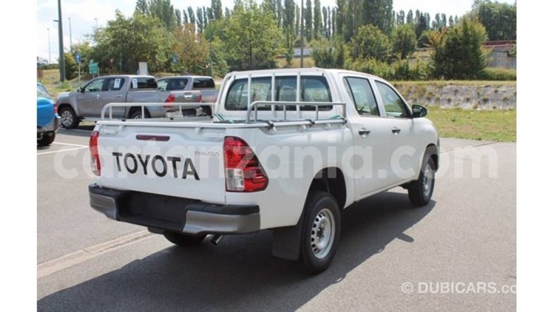 Big with watermark toyota hilux arusha import dubai 8314