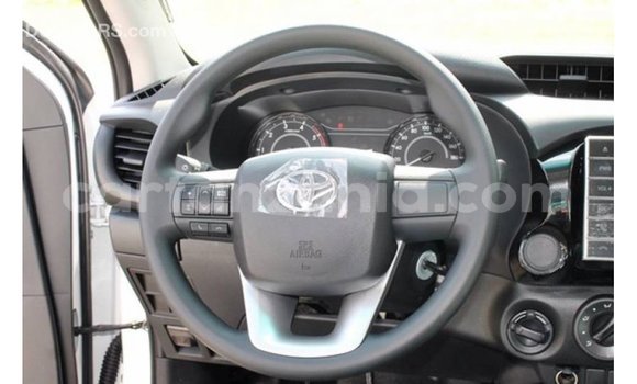 Buy Import Toyota Hilux White Car in Import - Dubai in Arusha Buy Import Toyota Hilux White Car in Import - Dubai in Arusha