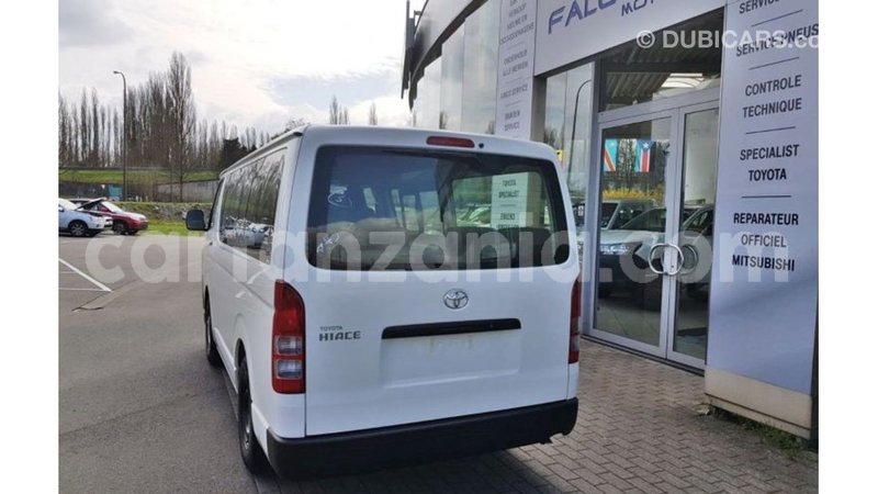 Big with watermark toyota hiace arusha import dubai 8318