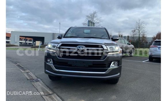 Buy Import Toyota Land Cruiser Black Car in Import - Dubai in Arusha Buy Import Toyota Land Cruiser Black Car in Import - Dubai in Arusha