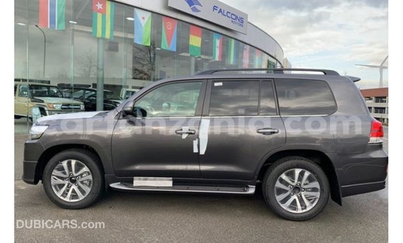 Buy Import Toyota Land Cruiser Black Car in Import - Dubai in Arusha Buy Import Toyota Land Cruiser Black Car in Import - Dubai in Arusha