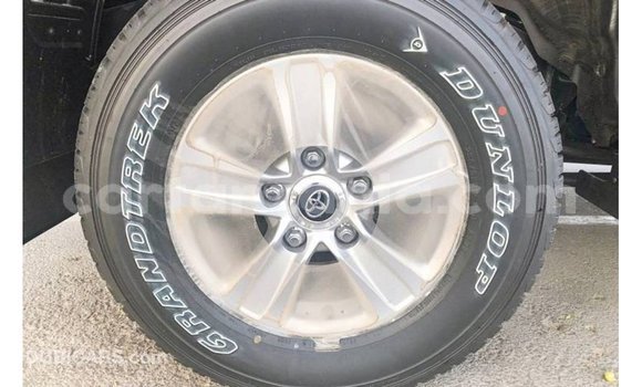 Nunua Imported Toyota Land Cruiser Nyeusi Gari ndani ya Import - Dubai nchini Arusha Nunua Imported Toyota Land Cruiser Nyeusi Gari ndani ya Import - Dubai nchini Arusha