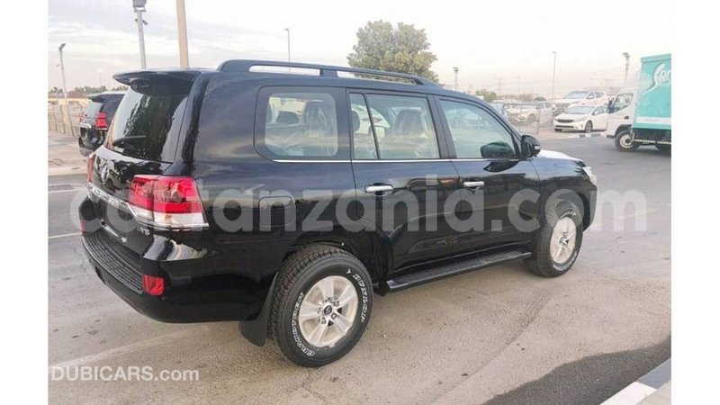 Big with watermark toyota land cruiser arusha import dubai 8328