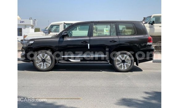 Nunua Imported Toyota Land Cruiser Nyeusi Gari ndani ya Import - Dubai nchini Arusha Nunua Imported Toyota Land Cruiser Nyeusi Gari ndani ya Import - Dubai nchini Arusha