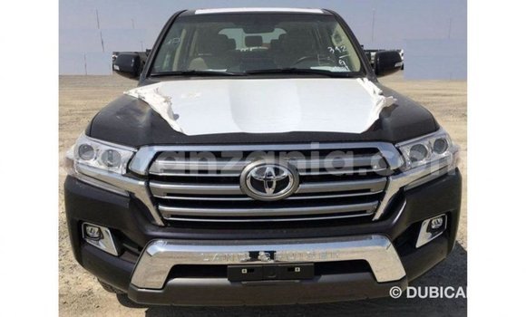 Nunua Imported Toyota Land Cruiser Nyeusi Gari ndani ya Import - Dubai nchini Arusha Nunua Imported Toyota Land Cruiser Nyeusi Gari ndani ya Import - Dubai nchini Arusha