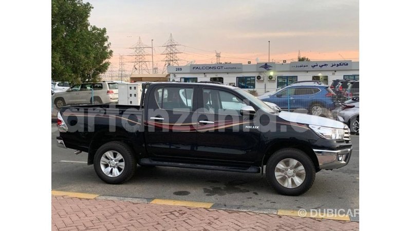 Big with watermark toyota hilux arusha import dubai 8335