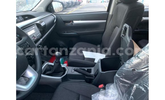 Buy Import Toyota Hilux Black Car in Import - Dubai in Arusha Buy Import Toyota Hilux Black Car in Import - Dubai in Arusha