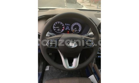 Nunua Imported Hyundai Santa Fe Nyeupe Gari ndani ya Import - Dubai nchini Arusha Nunua Imported Hyundai Santa Fe Nyeupe Gari ndani ya Import - Dubai nchini Arusha