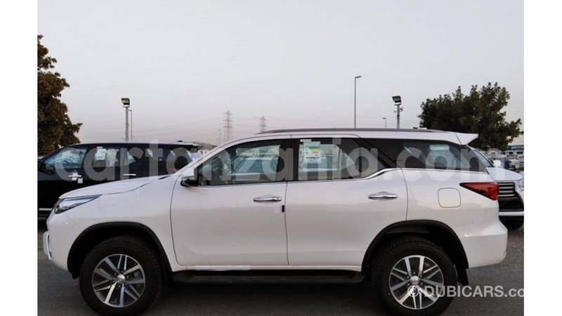 Big with watermark toyota fortuner arusha import dubai 8344