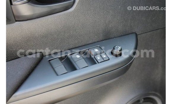 Nunua Imported Toyota Hilux Nyeupe Gari ndani ya Import - Dubai nchini Arusha Nunua Imported Toyota Hilux Nyeupe Gari ndani ya Import - Dubai nchini Arusha