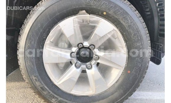 Nunua Imported Toyota Prado Nyeusi Gari ndani ya Import - Dubai nchini Arusha Nunua Imported Toyota Prado Nyeusi Gari ndani ya Import - Dubai nchini Arusha