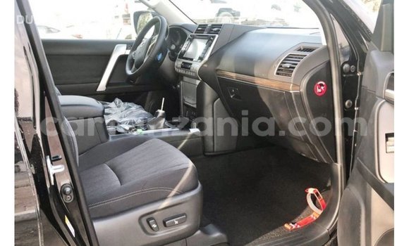 Nunua Imported Toyota Prado Nyeusi Gari ndani ya Import - Dubai nchini Arusha Nunua Imported Toyota Prado Nyeusi Gari ndani ya Import - Dubai nchini Arusha