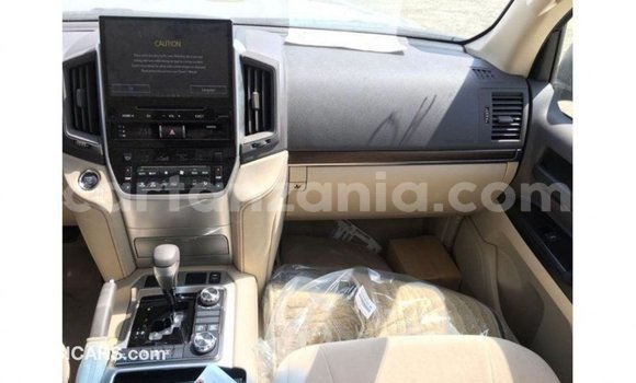 Nunua Imported Toyota Land Cruiser Nyeusi Gari ndani ya Import - Dubai nchini Arusha Nunua Imported Toyota Land Cruiser Nyeusi Gari ndani ya Import - Dubai nchini Arusha