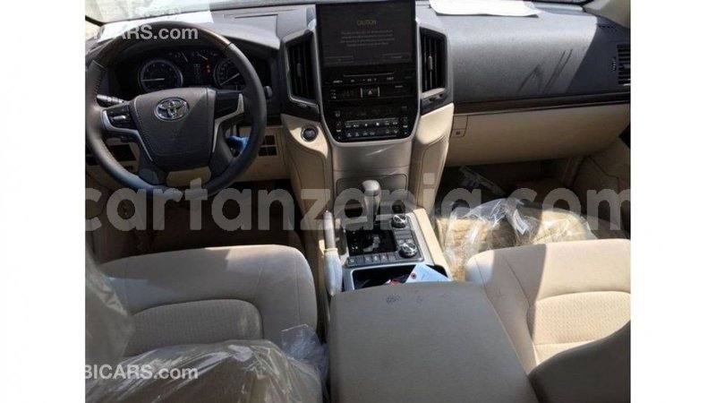 Big with watermark toyota land cruiser arusha import dubai 8348