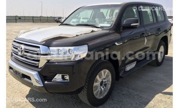 Nunua Imported Toyota Land Cruiser Nyeusi Gari ndani ya Import - Dubai nchini Arusha Nunua Imported Toyota Land Cruiser Nyeusi Gari ndani ya Import - Dubai nchini Arusha