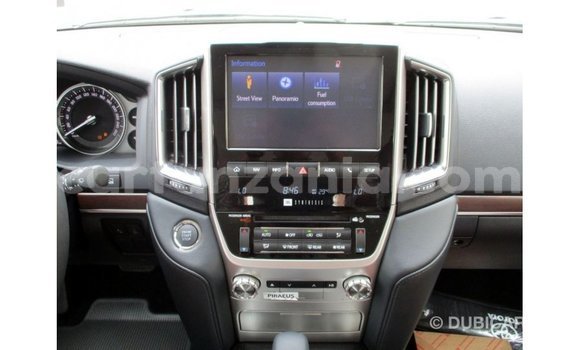 Nunua Imported Toyota Land Cruiser Nyeusi Gari ndani ya Import - Dubai nchini Arusha Nunua Imported Toyota Land Cruiser Nyeusi Gari ndani ya Import - Dubai nchini Arusha