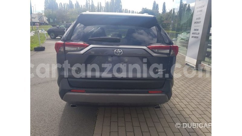 Big with watermark toyota 4runner arusha import dubai 8353