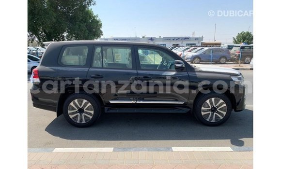 Nunua Imported Toyota Land Cruiser Nyeusi Gari ndani ya Import - Dubai nchini Arusha Nunua Imported Toyota Land Cruiser Nyeusi Gari ndani ya Import - Dubai nchini Arusha