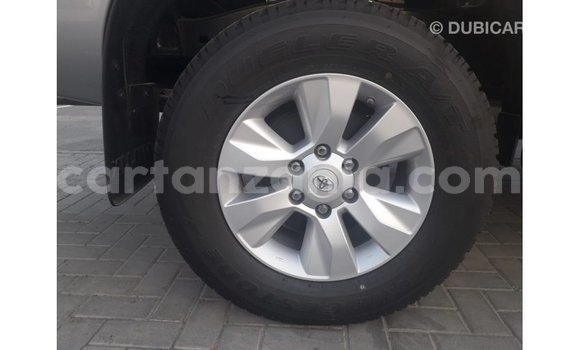 Nunua Imported Toyota Hilux Nyingine Gari ndani ya Import - Dubai nchini Arusha Nunua Imported Toyota Hilux Nyingine Gari ndani ya Import - Dubai nchini Arusha