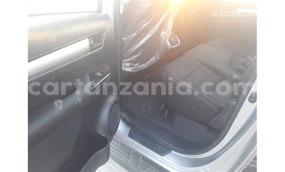 Nunua Imported Toyota Hilux Nyingine Gari ndani ya Import - Dubai nchini Arusha Nunua Imported Toyota Hilux Nyingine Gari ndani ya Import - Dubai nchini Arusha